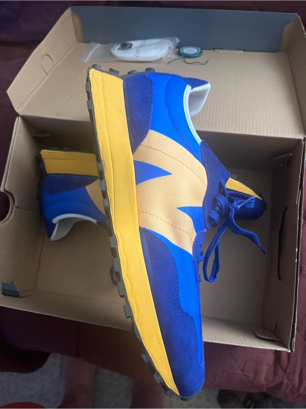 New Balance men sneakers size 12 - Picture 9 of 13